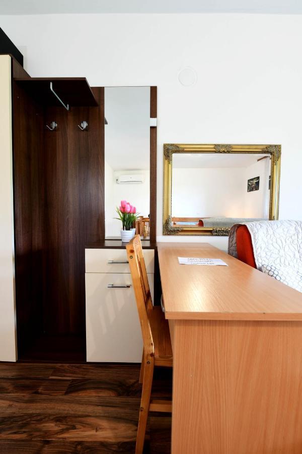 Apartman Leona ラコヴィツァ エクステリア 写真