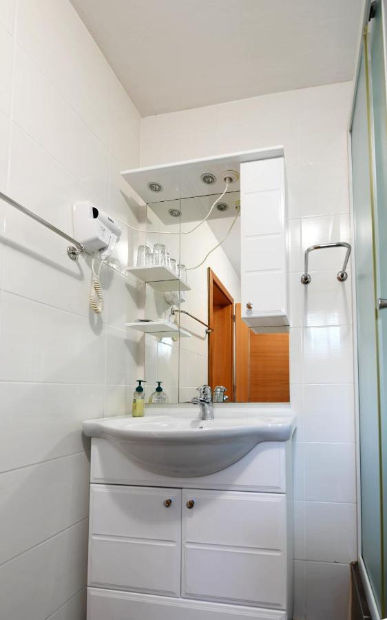 Apartman Leona ラコヴィツァ エクステリア 写真