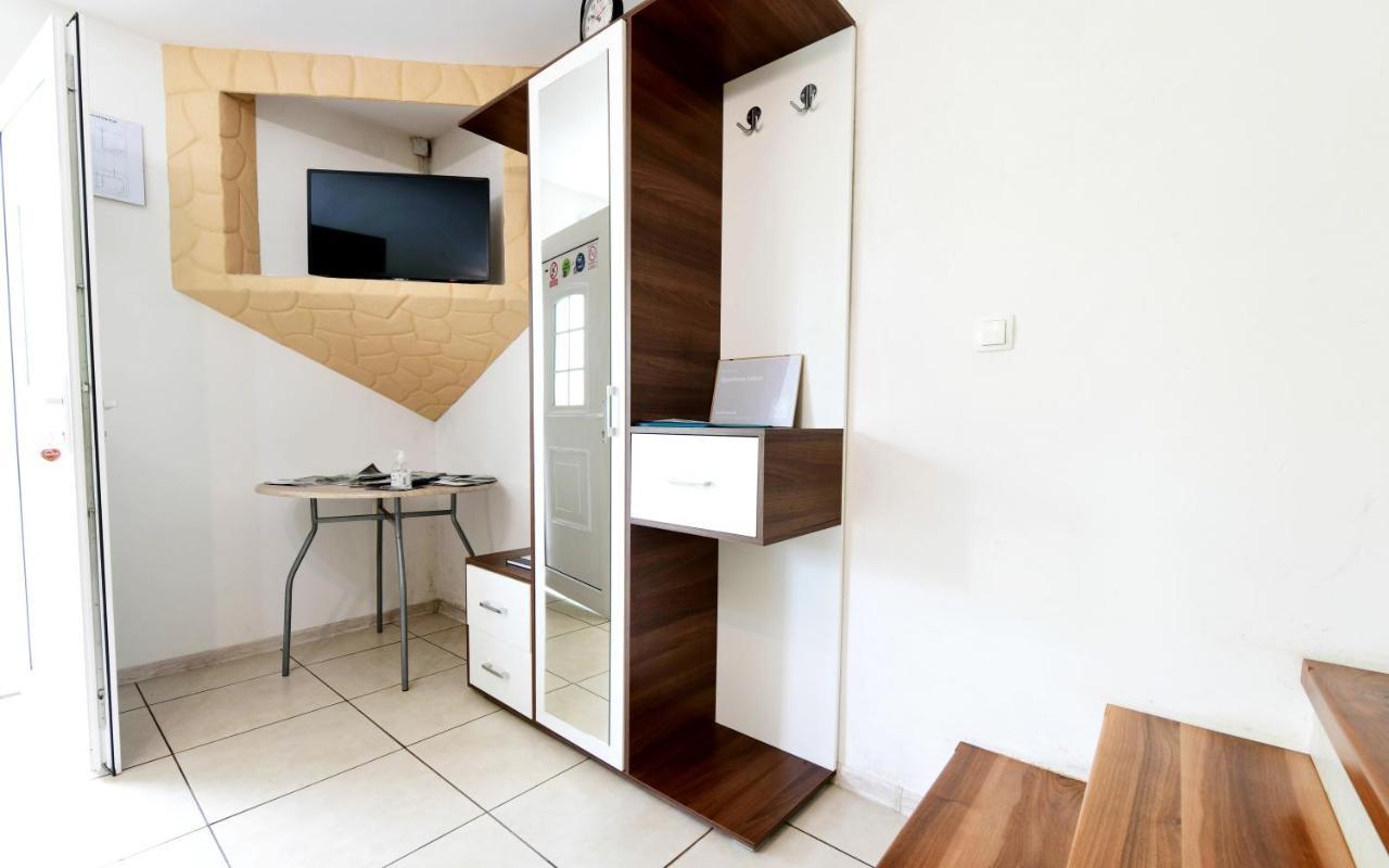 Apartman Leona ラコヴィツァ エクステリア 写真